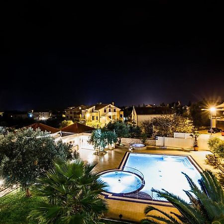 City Pool Apartments 노바야 외부 사진